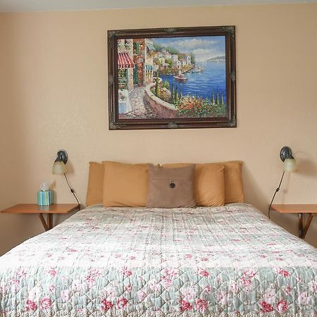 Depoe Bay Inn (Adults Only) 部屋 写真