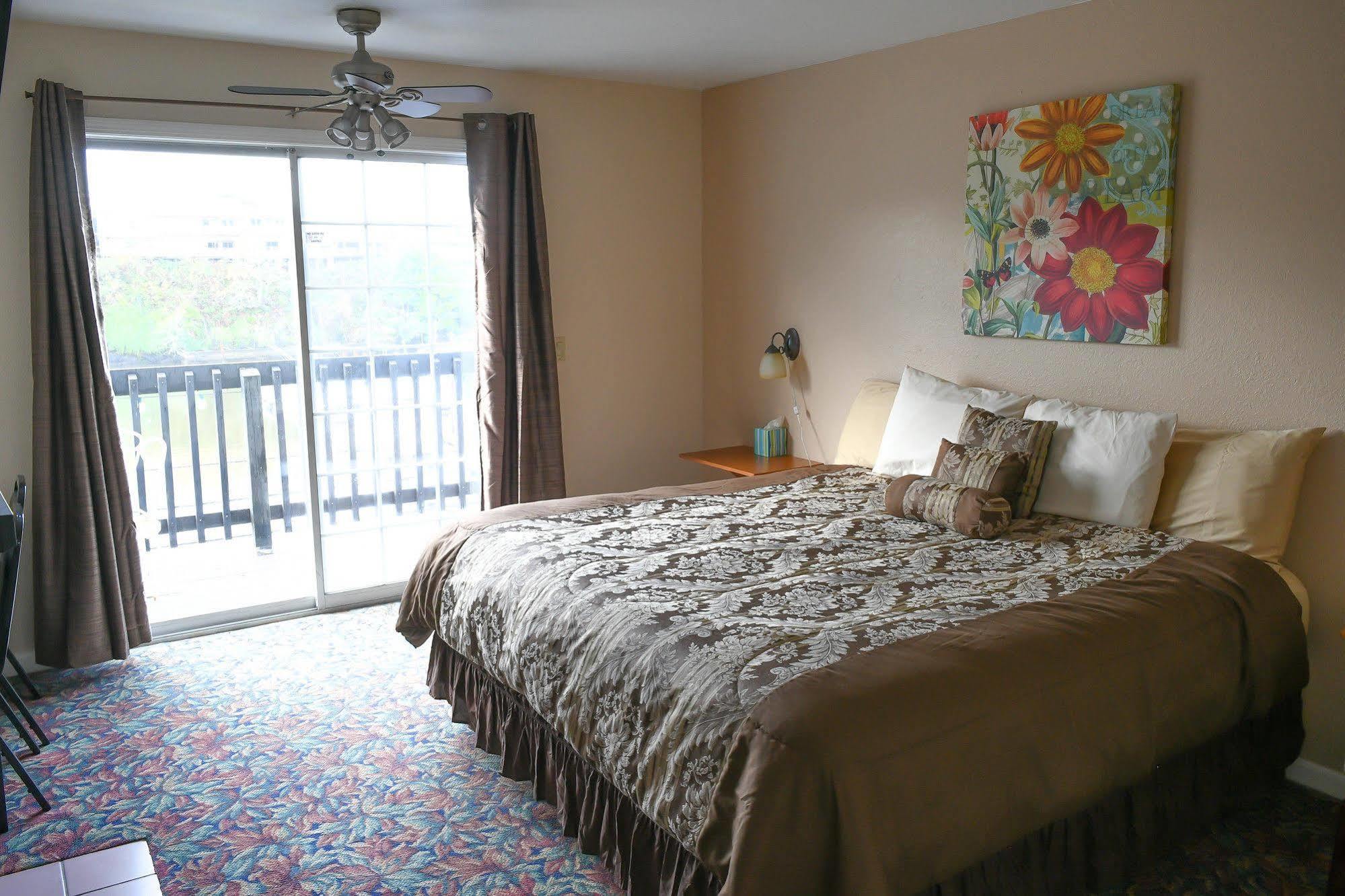 Depoe Bay Inn (Adults Only) エクステリア 写真