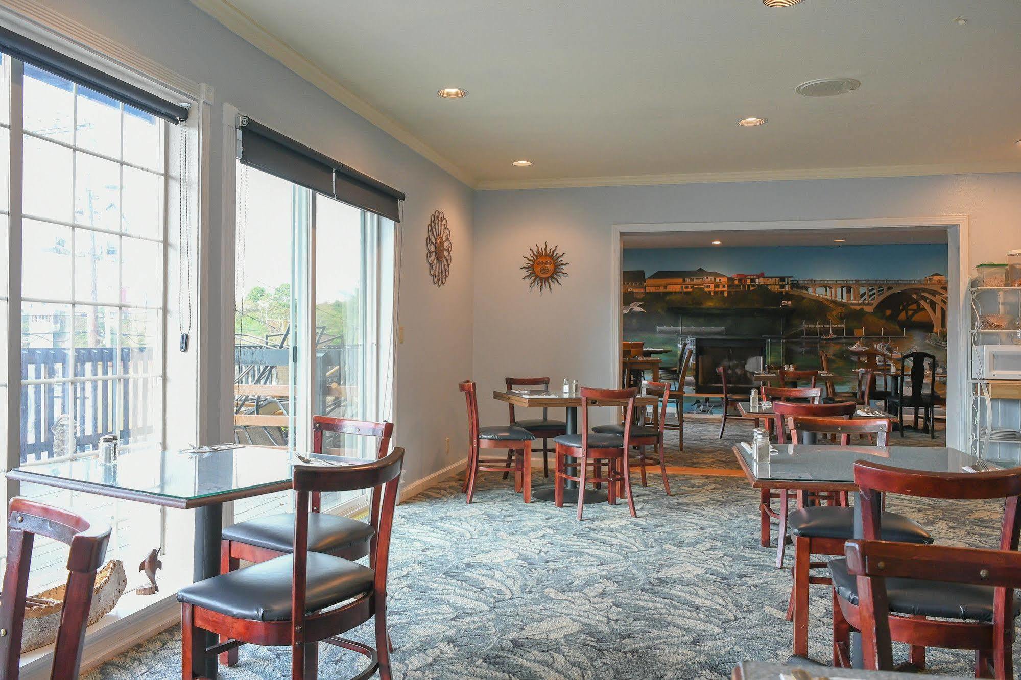 Depoe Bay Inn (Adults Only) エクステリア 写真